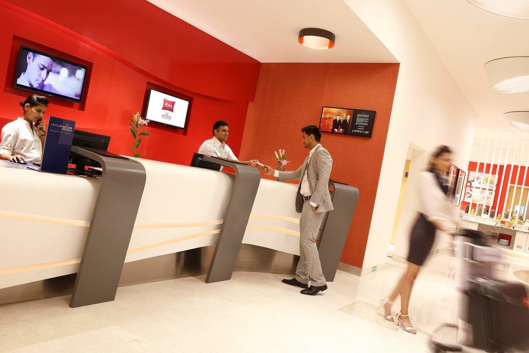 Ibis Coimbatore City Centre - An Accor Brand Buitenkant foto